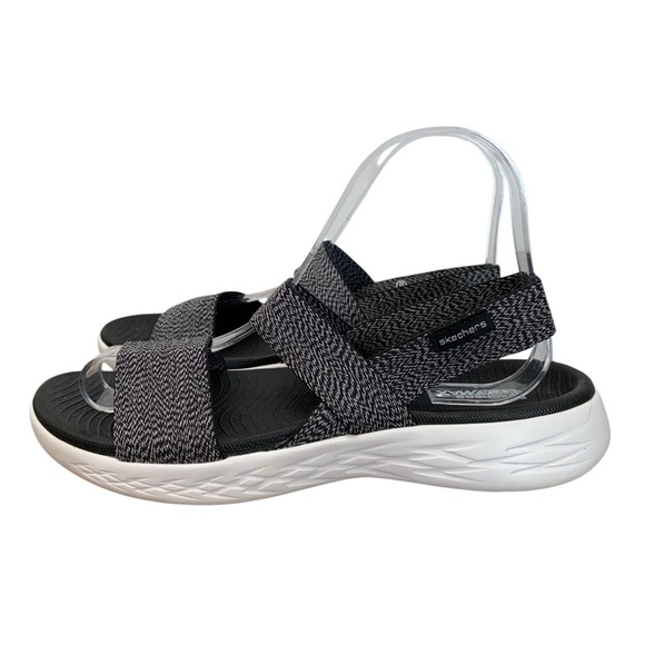 Skechers Gogamax Sandals Womens 8 Black Slip On Comfort Vacation Walking Stretch - Picture 5 of 10